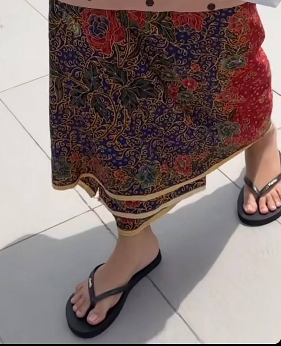 Harissa Adlynn Halim Feet