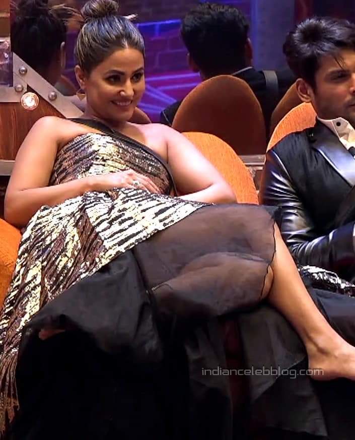 Hina Khan Feet