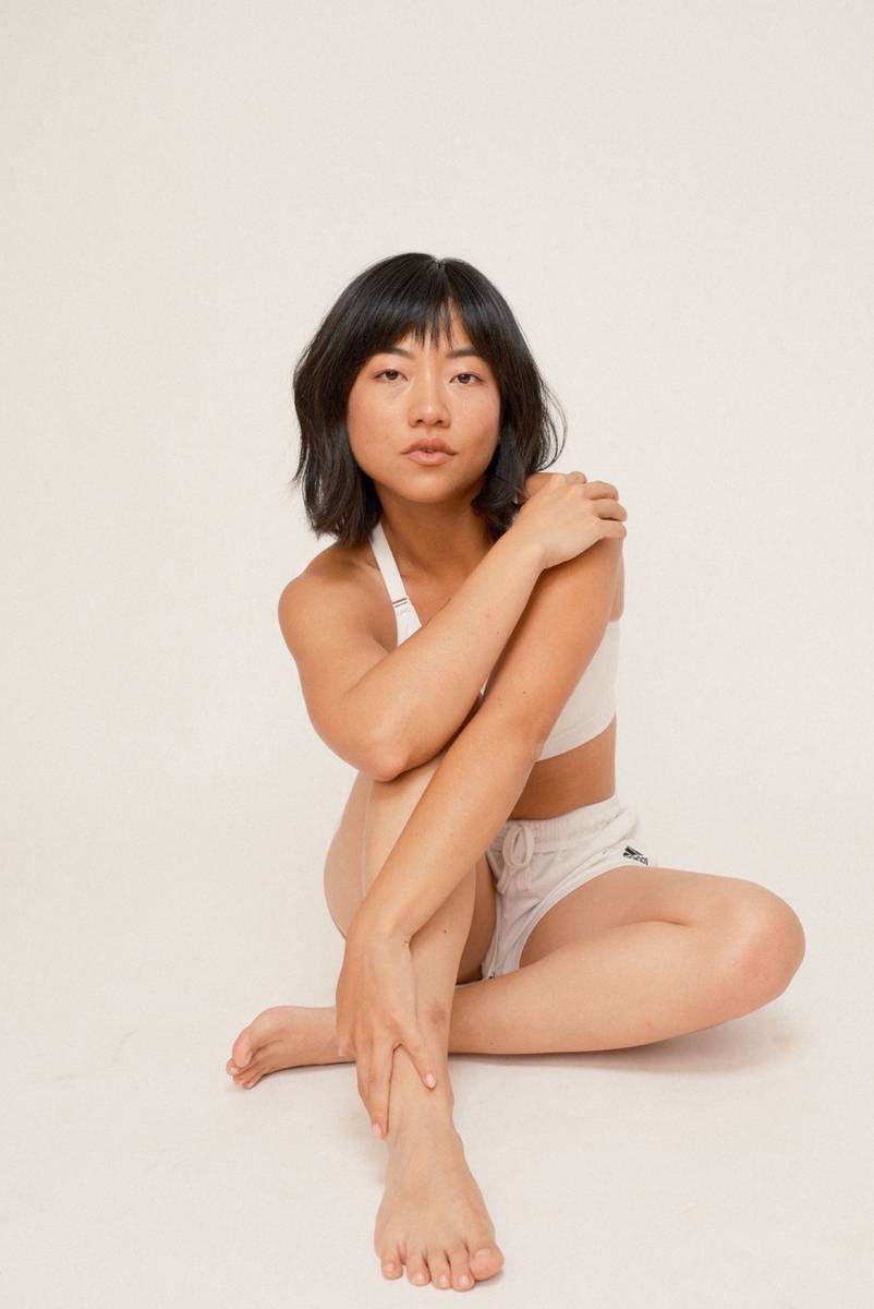 Iris Liu Feet