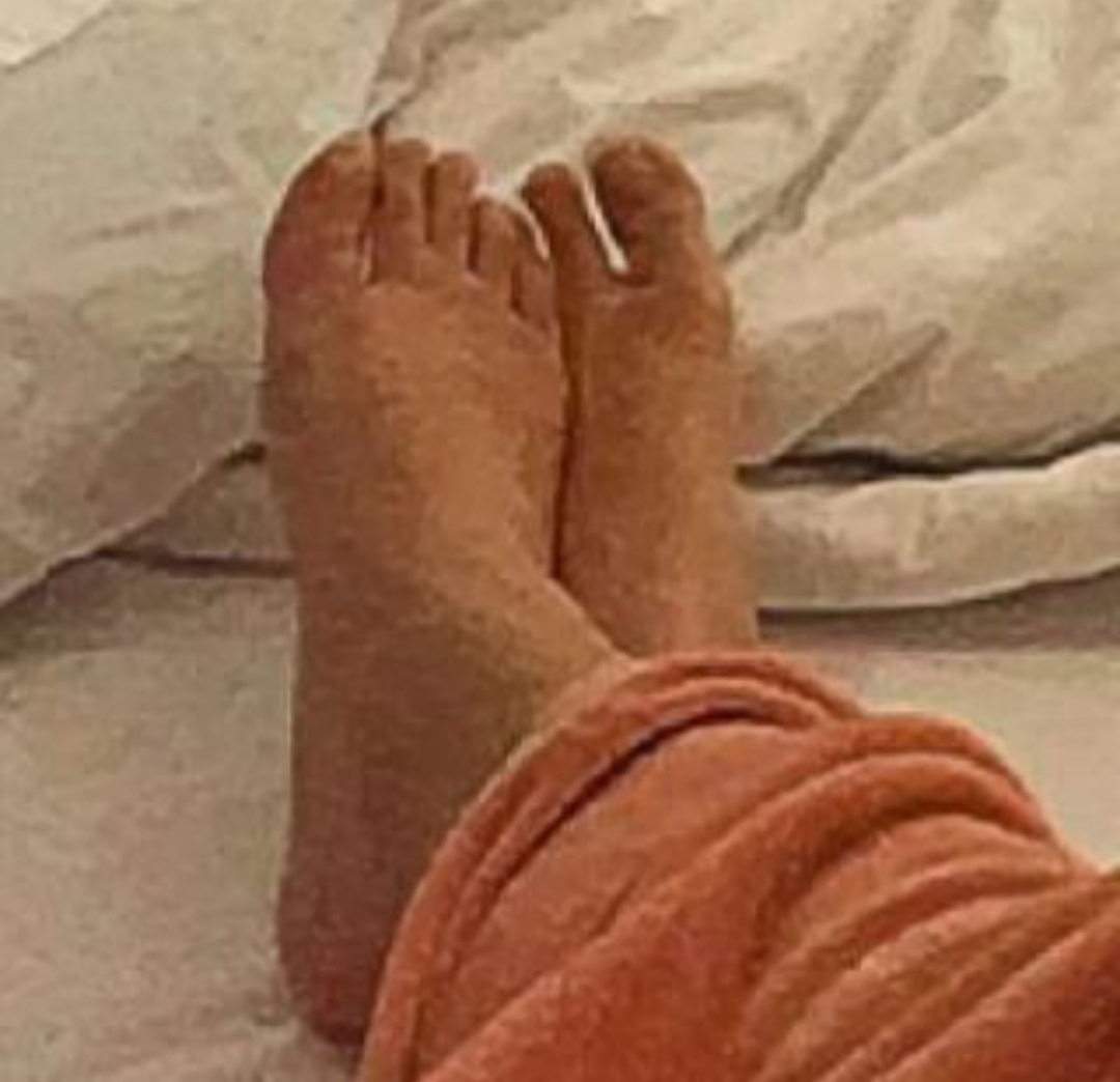 Jannat Mirza Feet