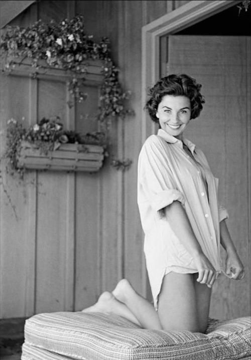 Jean Simmons Feet