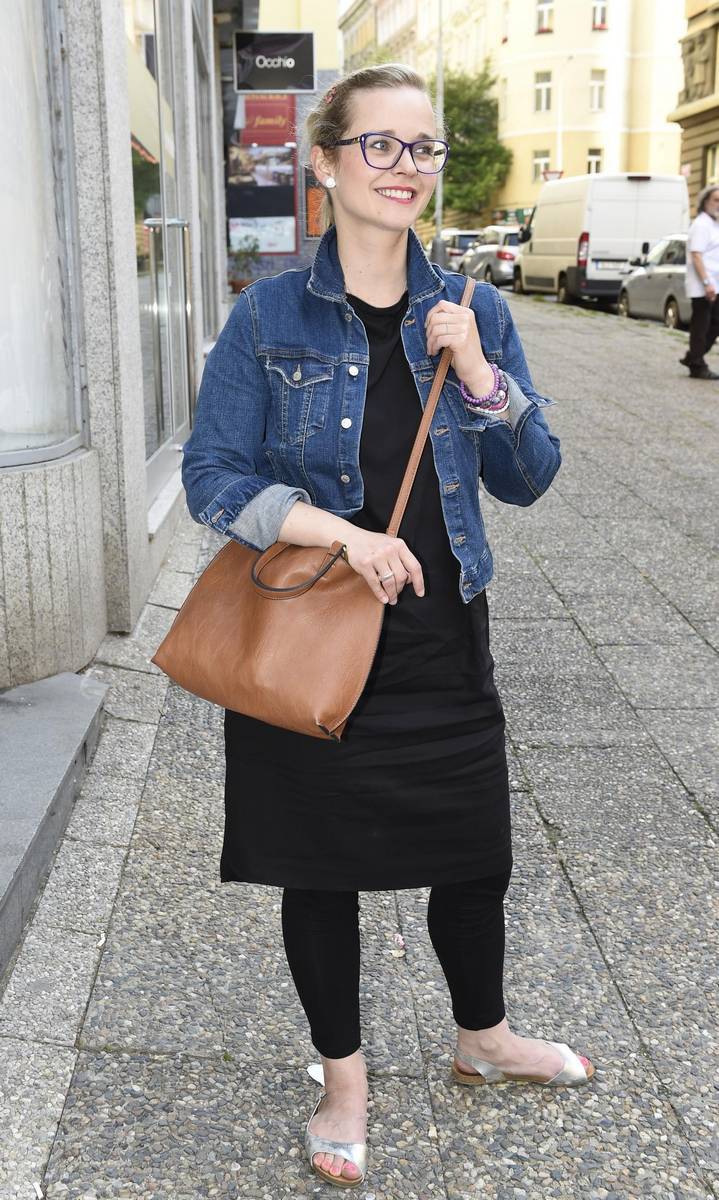 Krist Na Koci Nov Feet