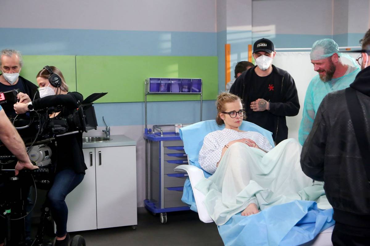 Krist Na Koci Nov Feet