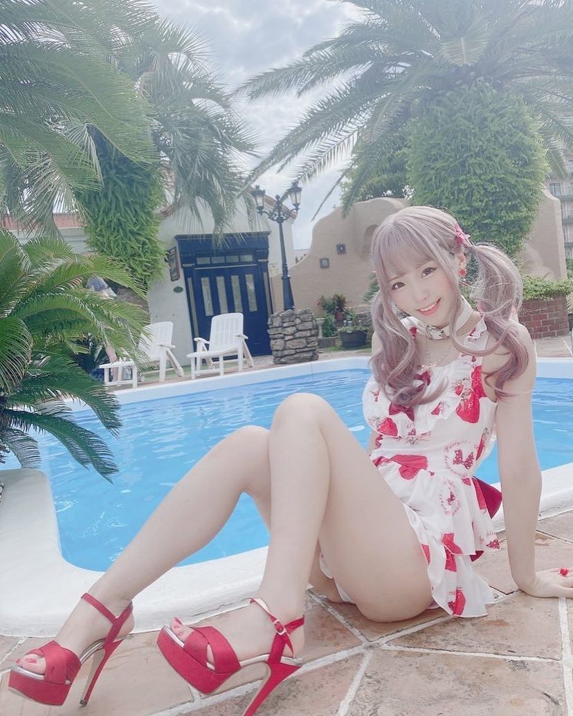 Kurasaka Kururu Feet