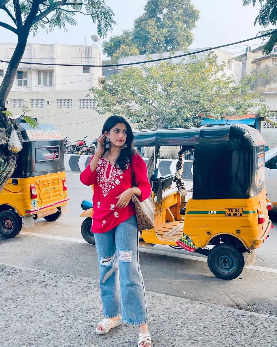 Meenakshi Dinesh Feet