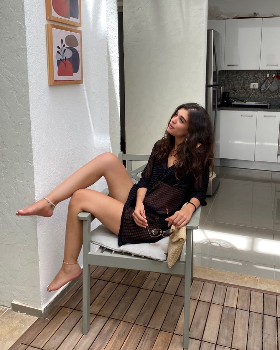 Nourine Abouseada Feet