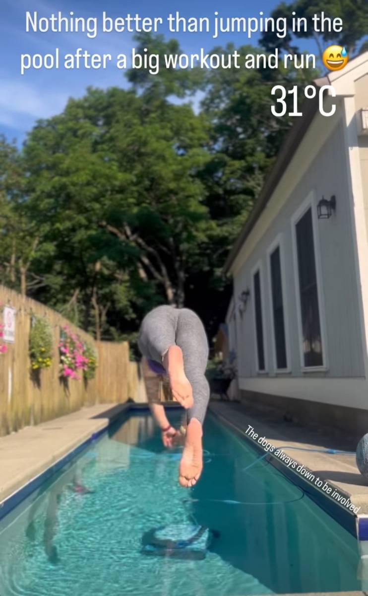 Phoebe Schecter Feet