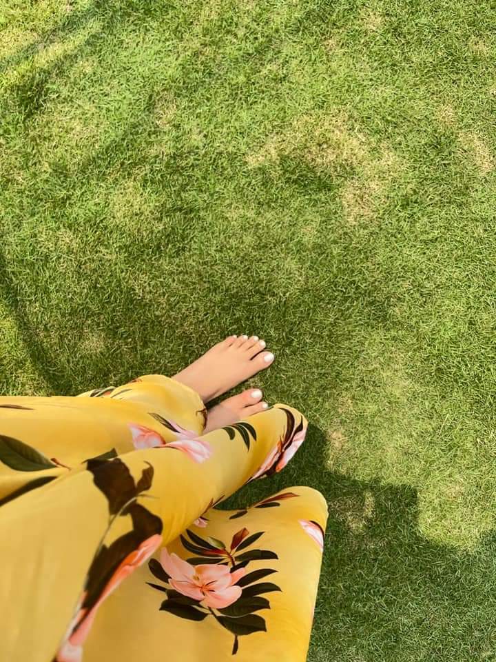 Pori Moni Feet