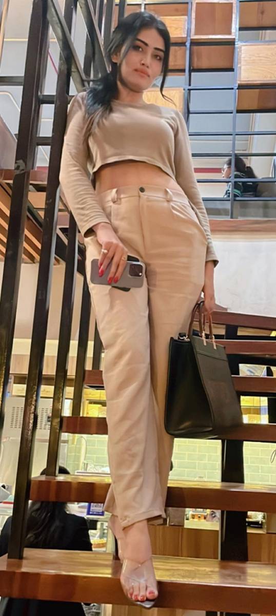 Pratiksha Bankar Feet