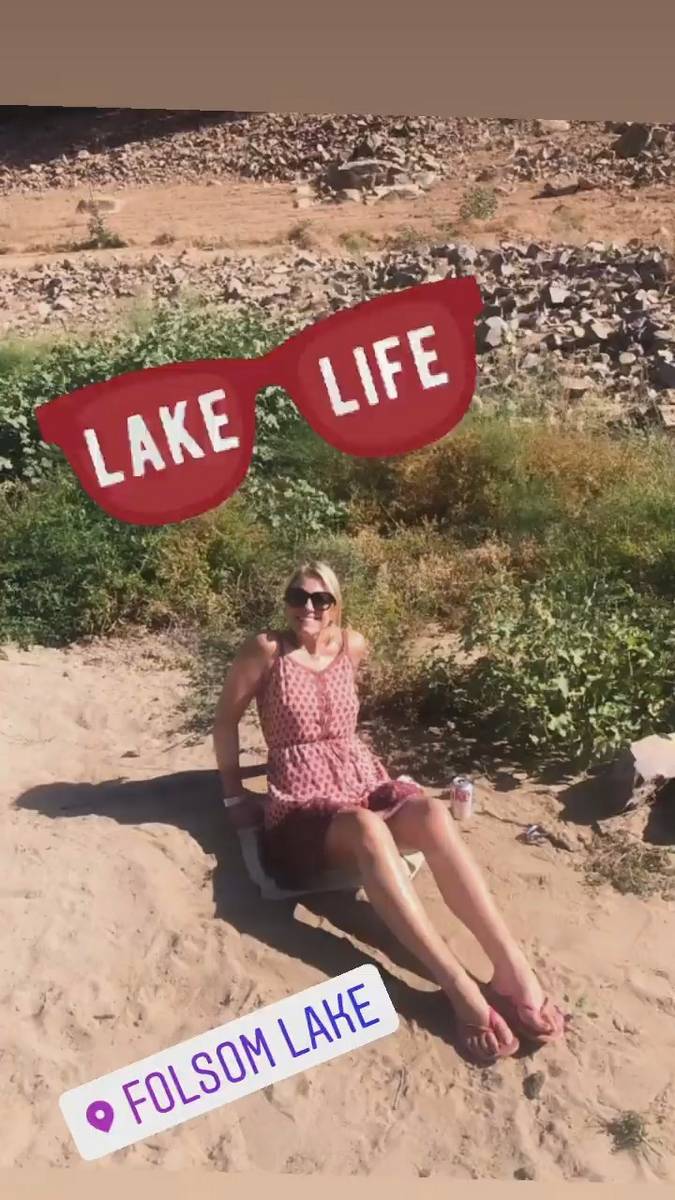 Rebecca Lowe Feet (56 photos)