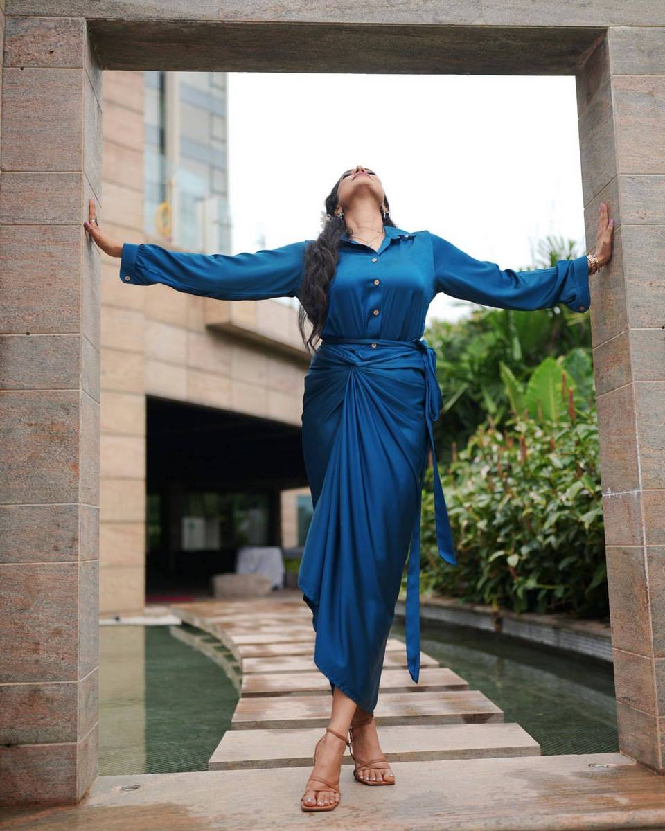 Rithu Manthra David Feet