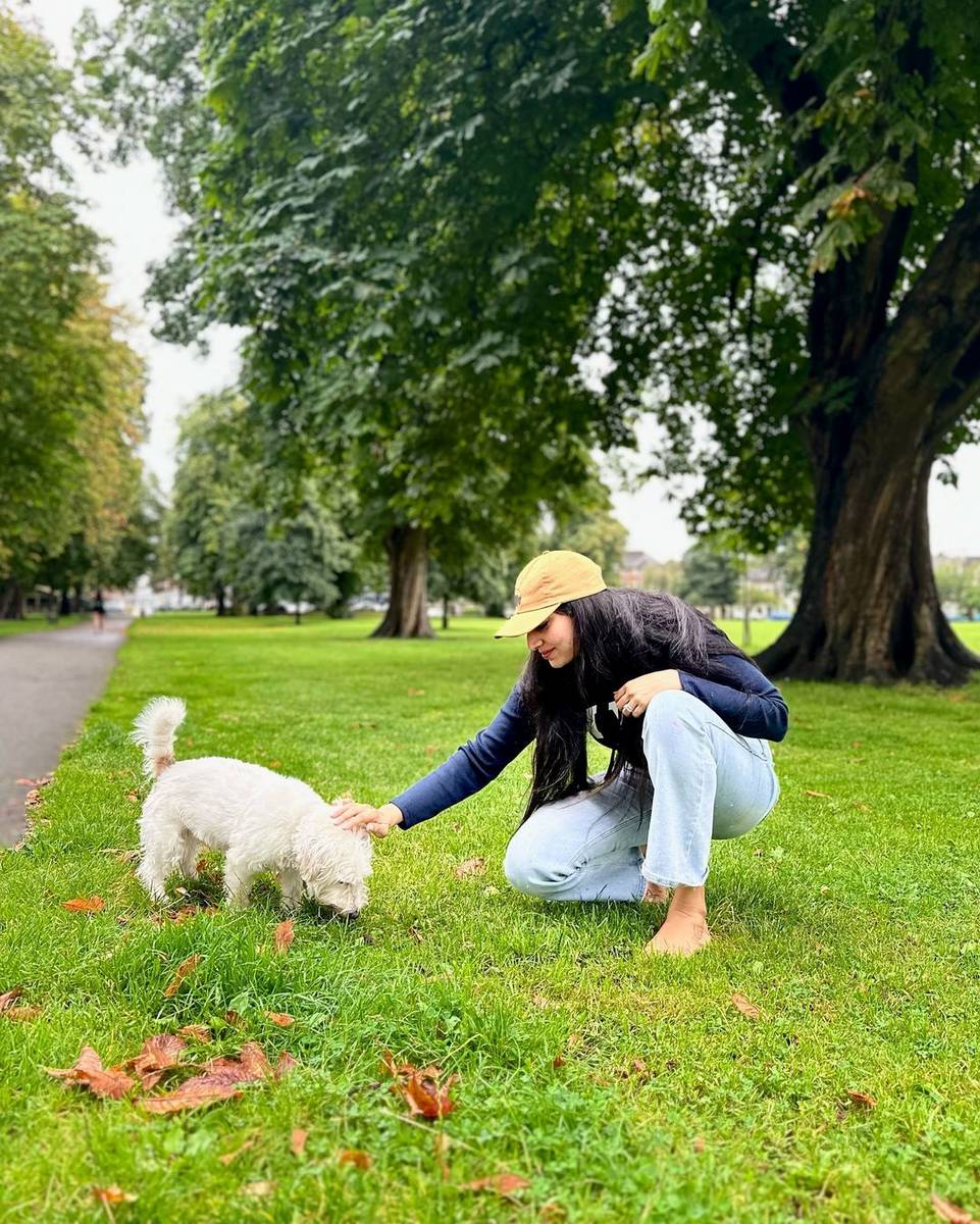 Rithu Manthra David Feet