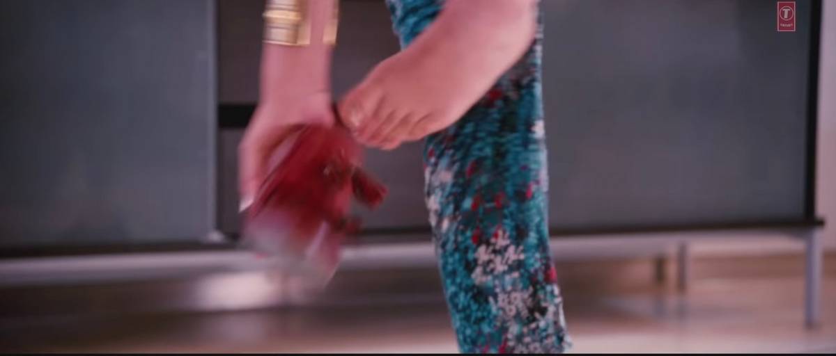 Sara Khan Feet