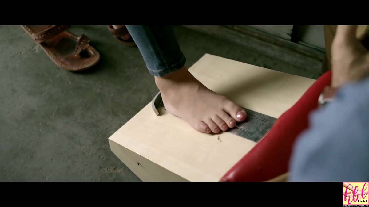 Shivani Raghuvanshi Feet