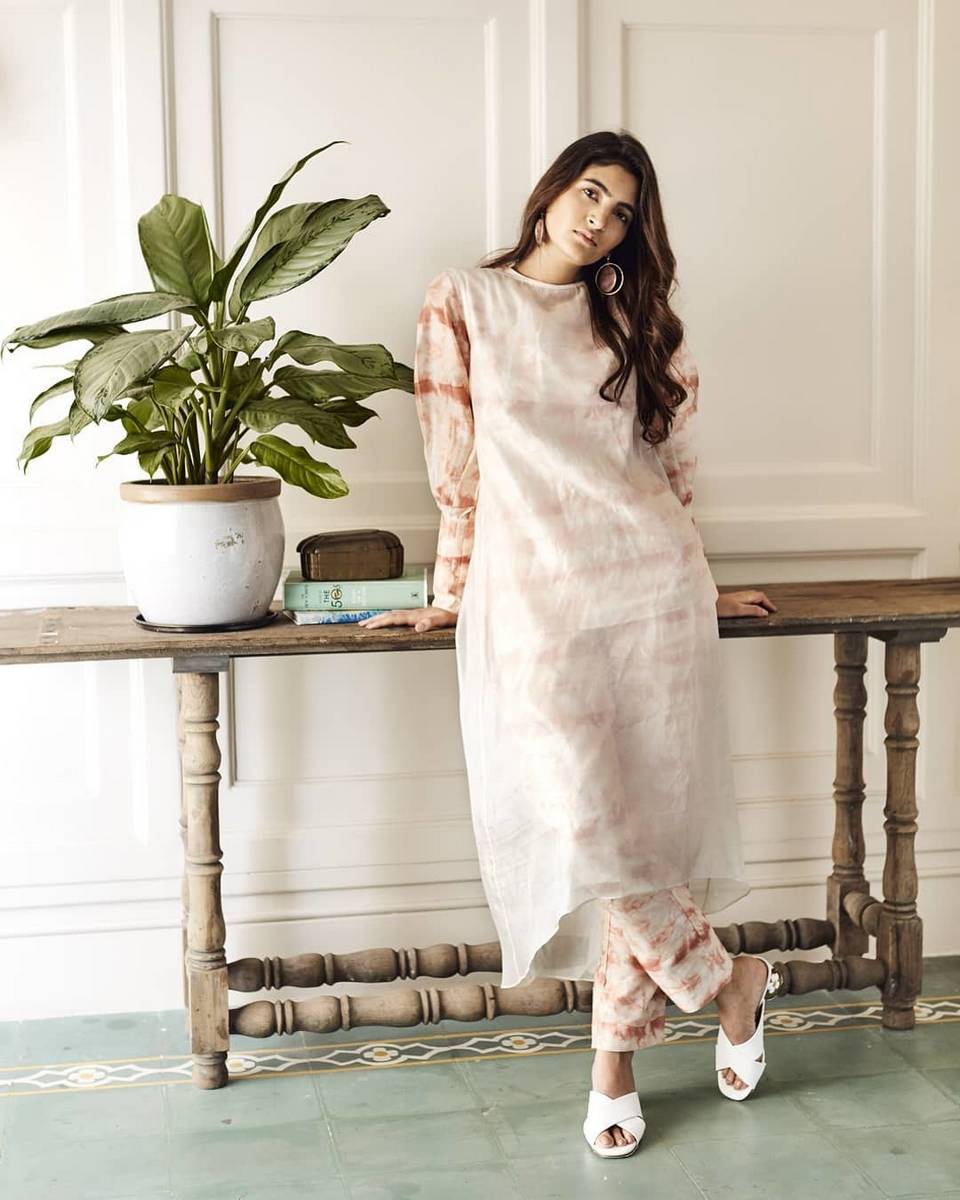Shivani Raghuvanshi Feet