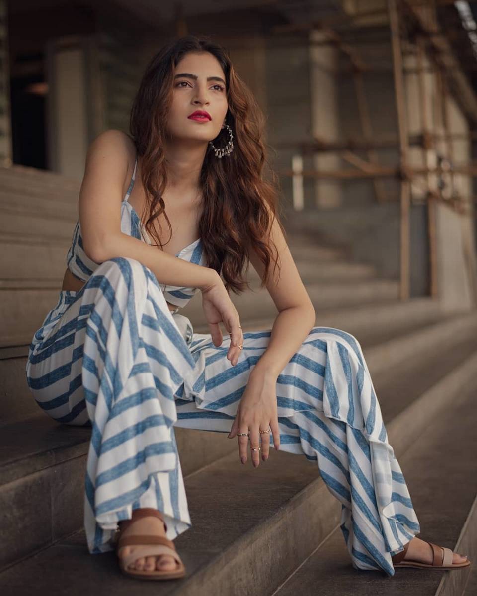 Shivani Raghuvanshi Feet