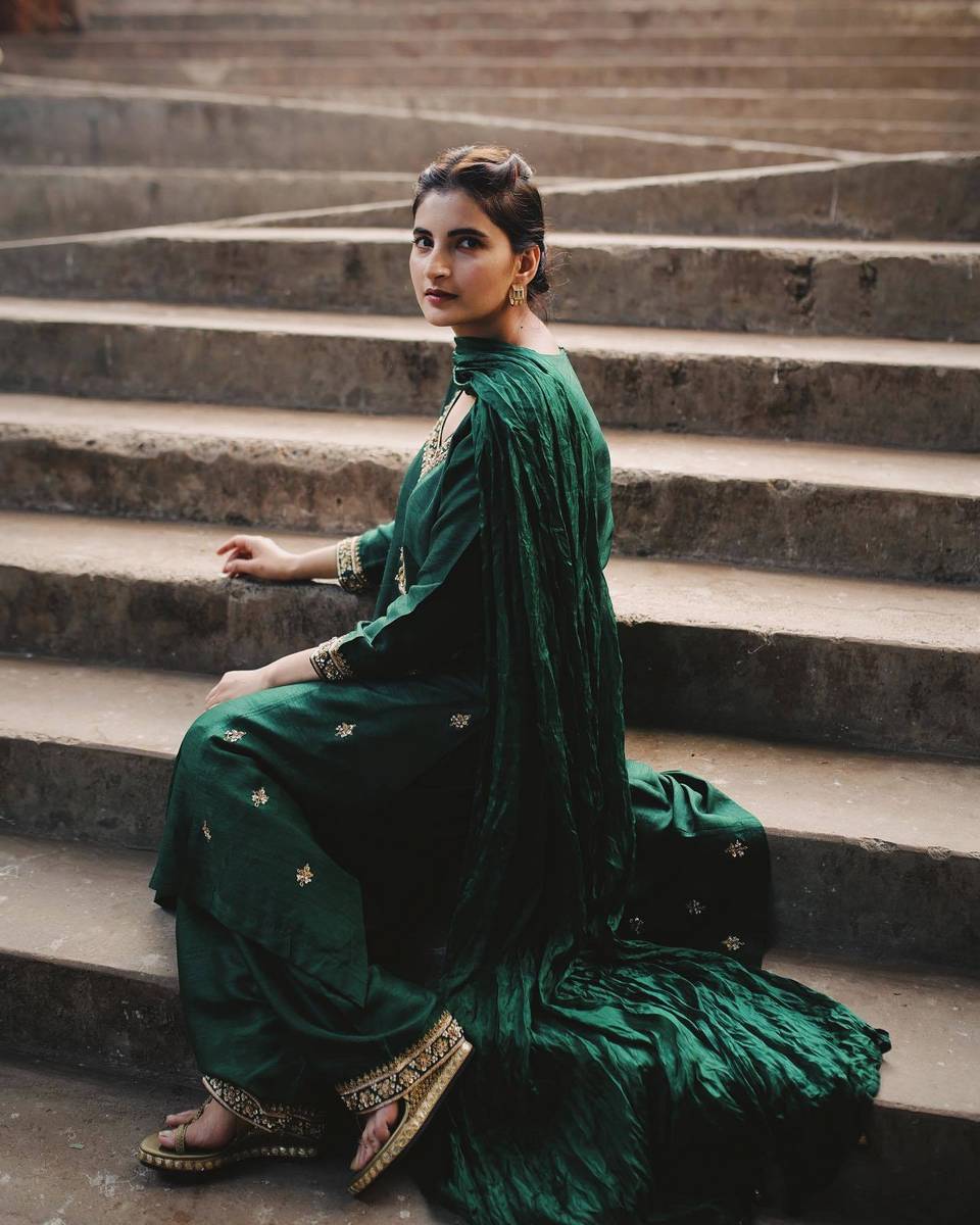 Shivani Raghuvanshi Feet