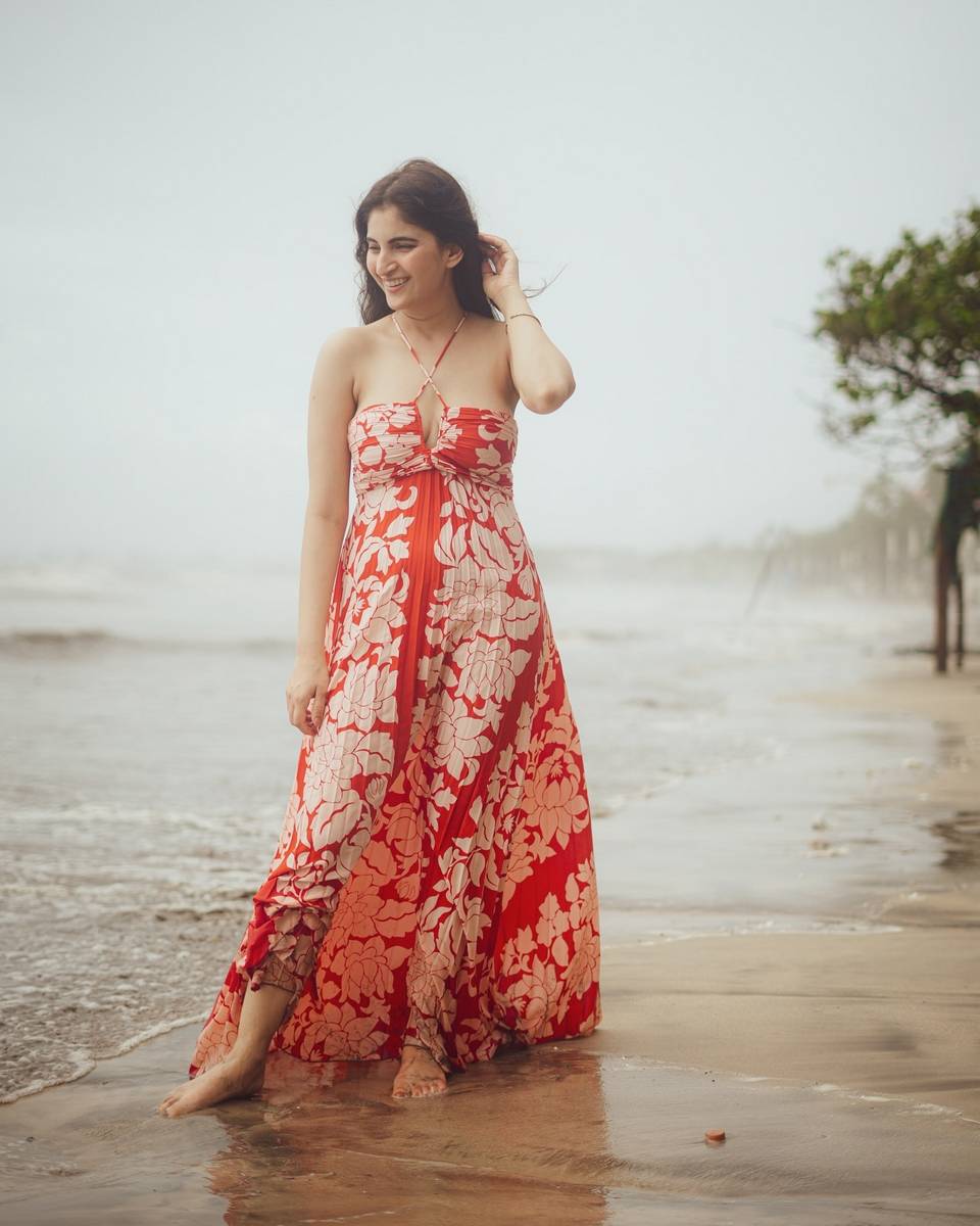 Shivani Raghuvanshi Feet