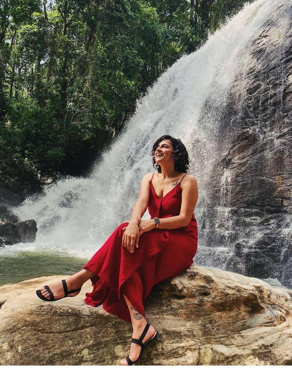 Shraddha Srinath Feet