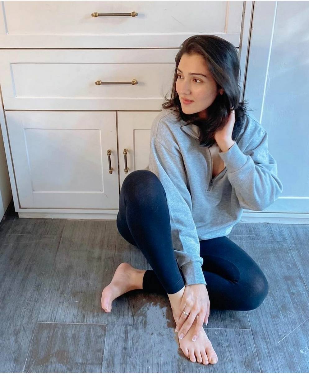 Tina Ahuja Feet
