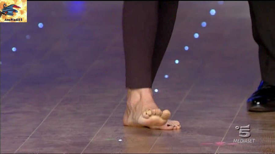 Antonella Elia Feet