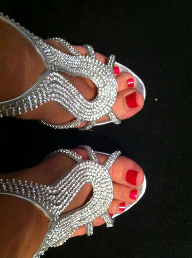 Paige Turnah Feet (7 pics) - celebrity-feet.com
