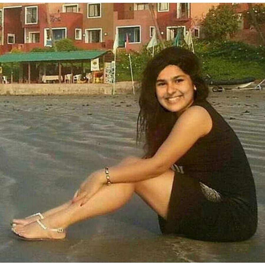 Nidhi Bhanushali Feet