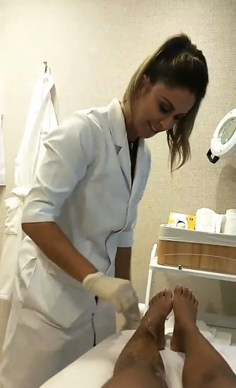 Heslaine Vieira Feet