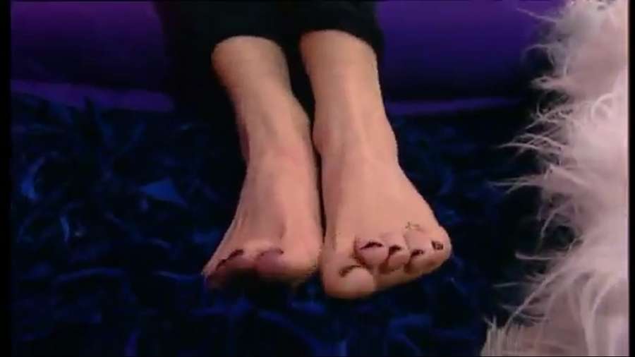 Tara Bethan Feet