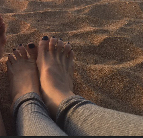 Maja Aro Feet