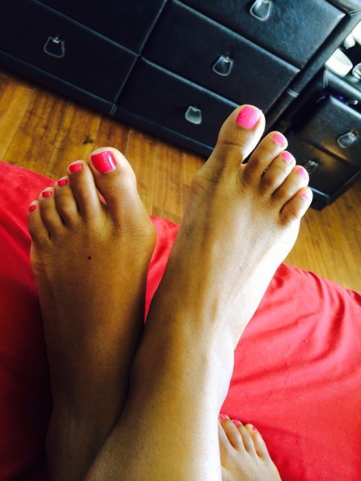 Tiara Madry Feet