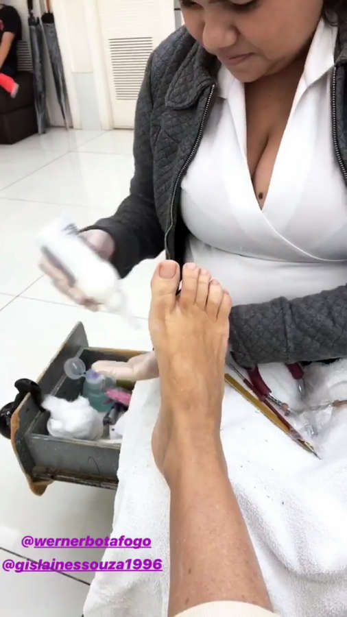 Claudia Ohana Feet