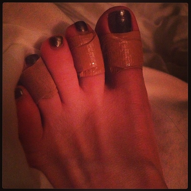 Dina Meyer Feet