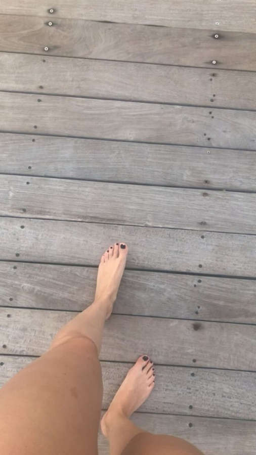Charli XCX Feet