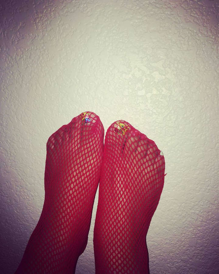 Pinky Feet