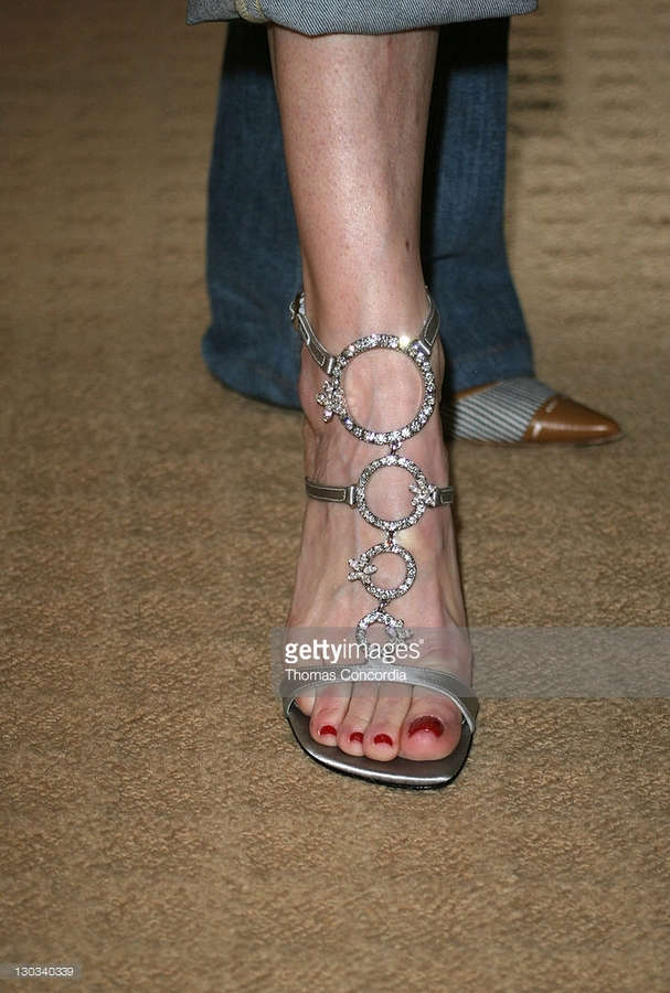 Patricia Heaton Feet