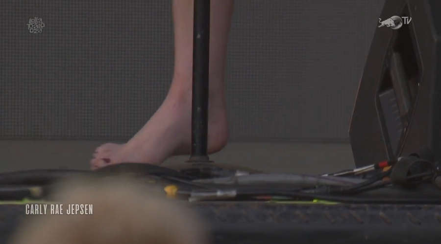 Carly Rae Jepsen Feet