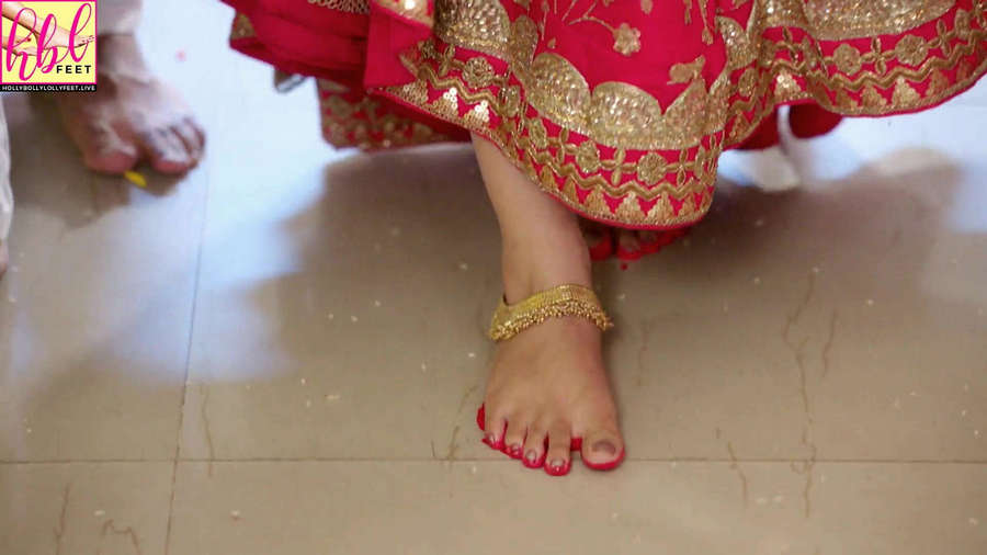 Surbhi Jyoti Feet. 