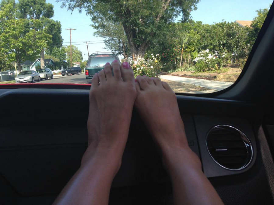 Marica Hase Feet