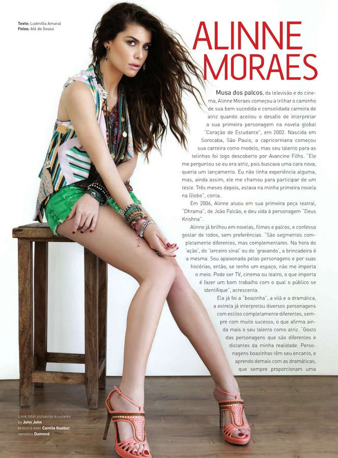 Alinne Moraes Feet
