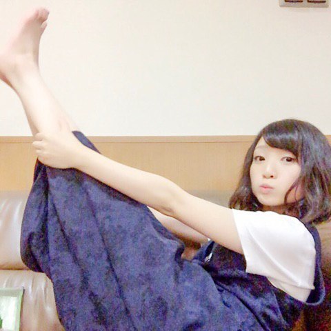 Momoka Ariyasu Feet