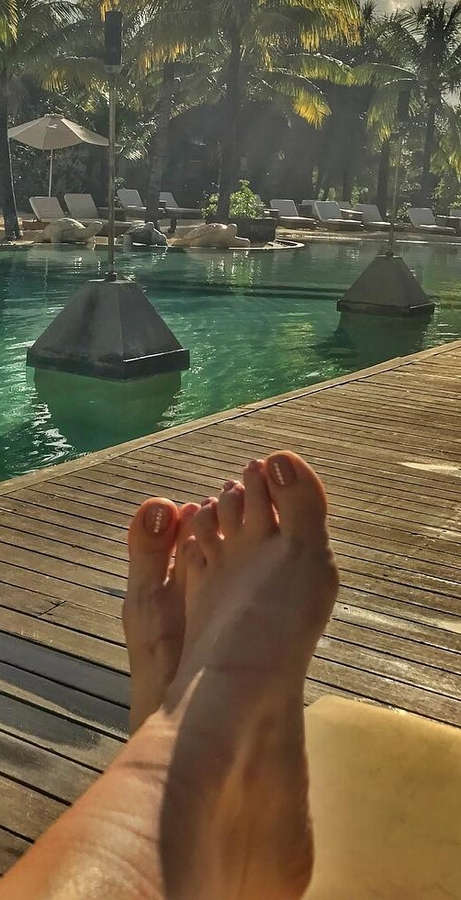 Vanesa Choleva Feet