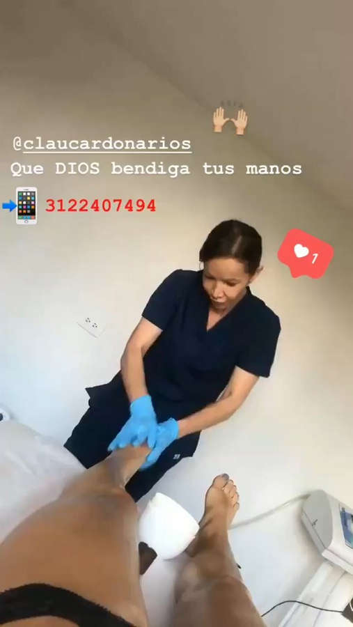 Vanessa Pelaez Feet