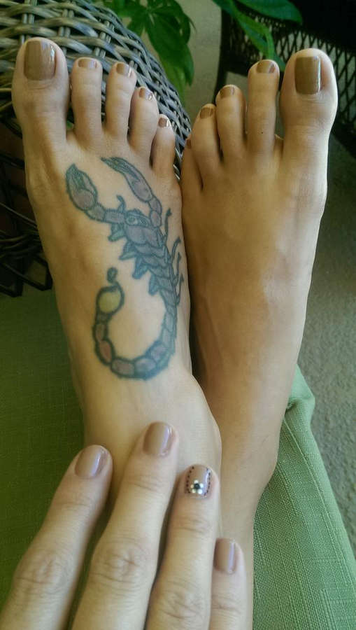 Brianna Beach Feet. 