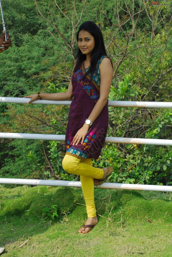 Panchhi Bora Feet