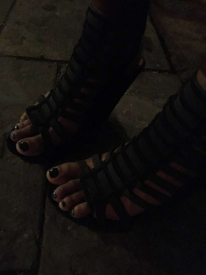 Lydia Supremacy Feet
