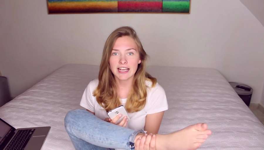 Victoria Flamel Feet