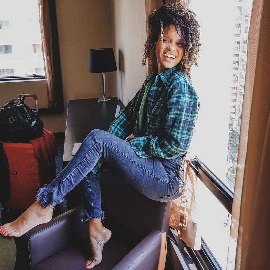 Heslaine Vieira Feet