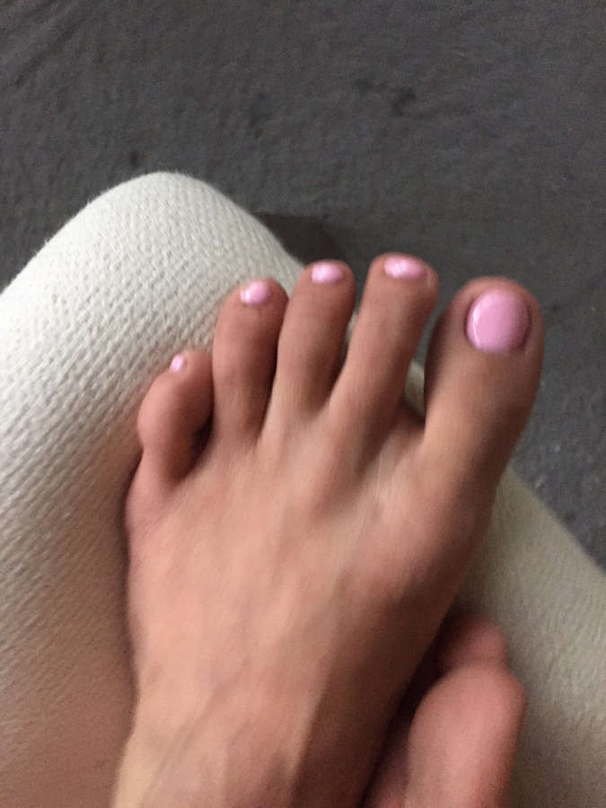 Maria Jade Feet