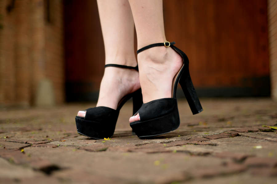 Nina Santina Feet